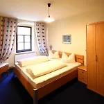 Hotel Hotel-pension Zum Markt 3*