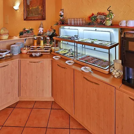 Hotel Hotel-pension Zum Markt