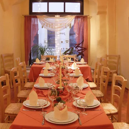 Hotel Hotel-pension Zum Markt 3*